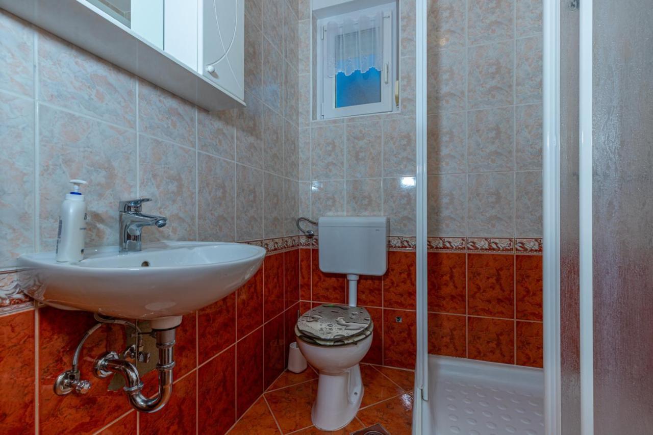 Apartman Rima Dramalj Buitenkant foto